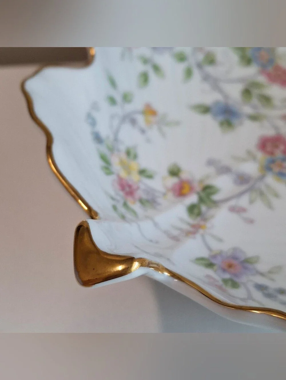 Andrea By Sadek Corona Leaf Shaped Plate Flowers Floral Print